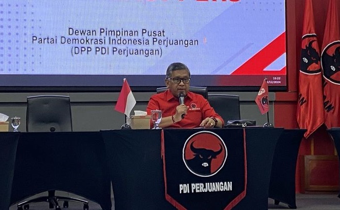 Megawati Kembali Tunjuk Hasto Kristiyanto Sebagai Sekjen PDIP